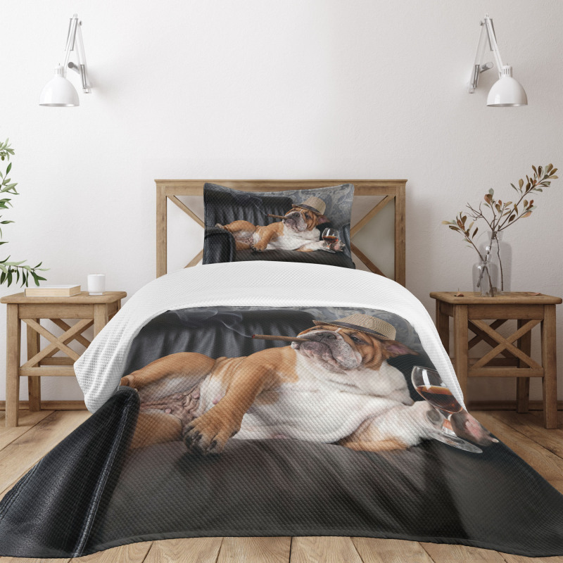 Humorous Dog Drinking Bedspread Set