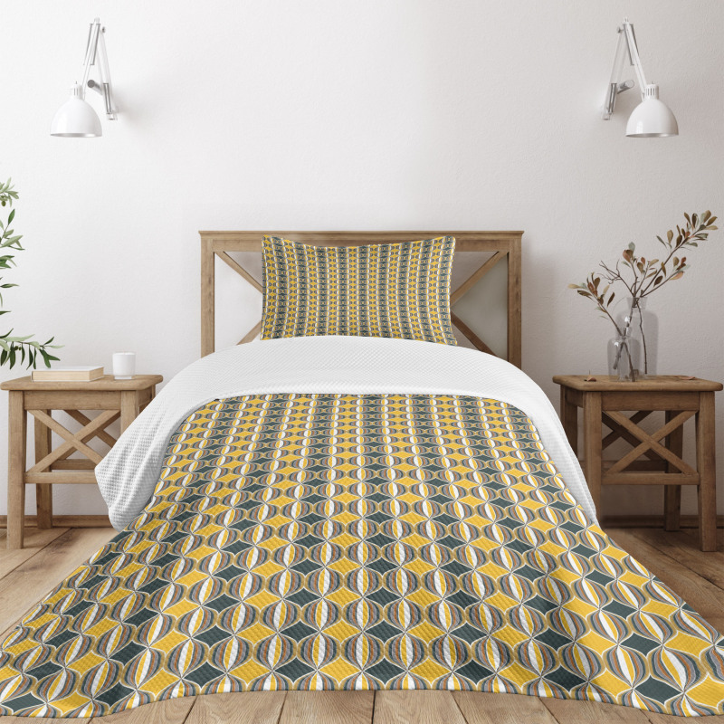 Rhombus and Stripes Bedspread Set