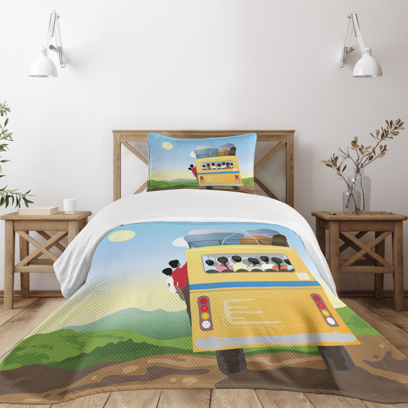 Crowded Yellow Bus Bedspread Set