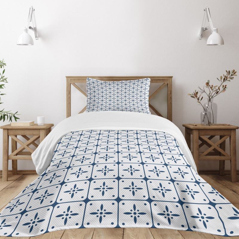 Classical Delft Pattern Bedspread Set