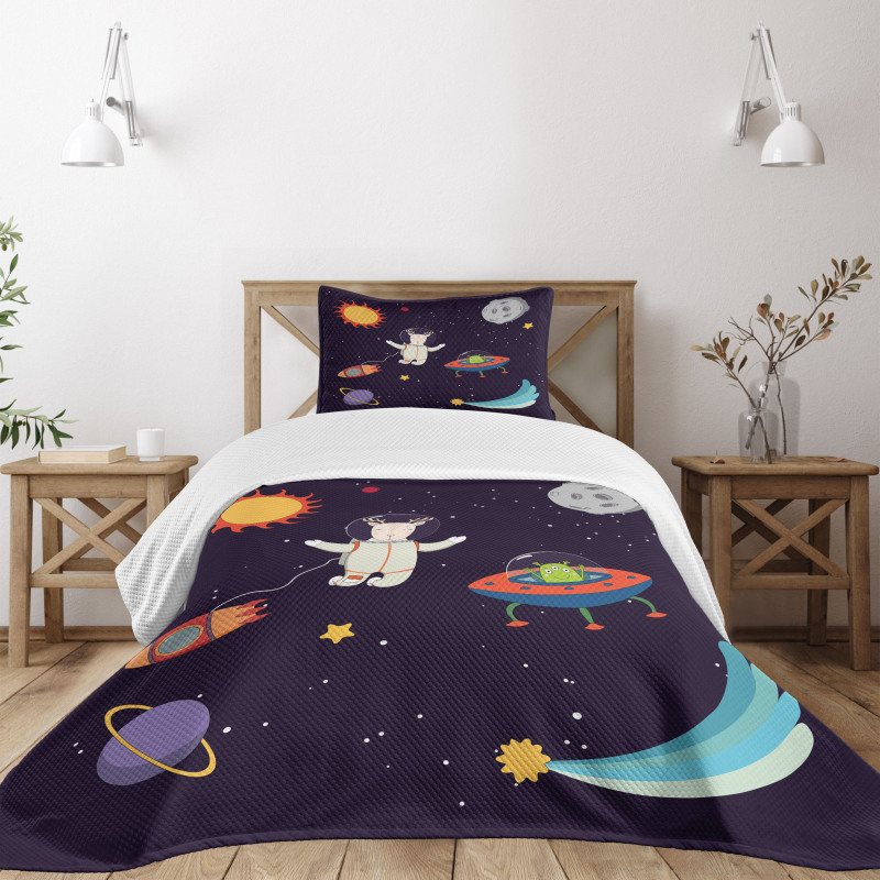 Astronaut Deer in Space Bedspread Set