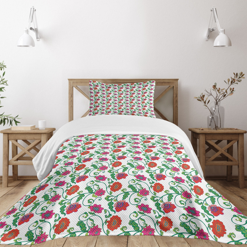 Romantic Spring Petals Bedspread Set