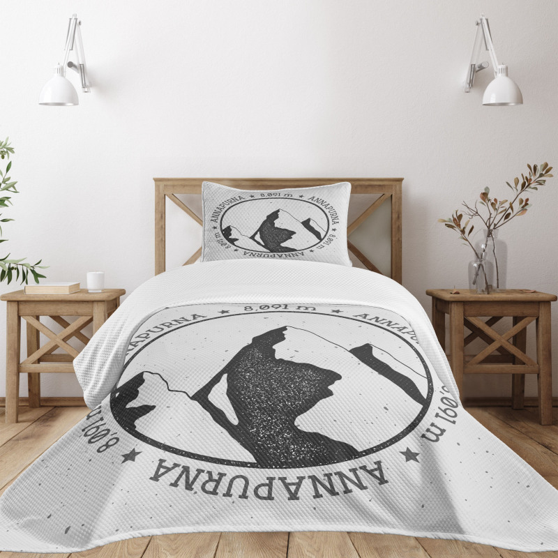 East Landscape Bedspread Set