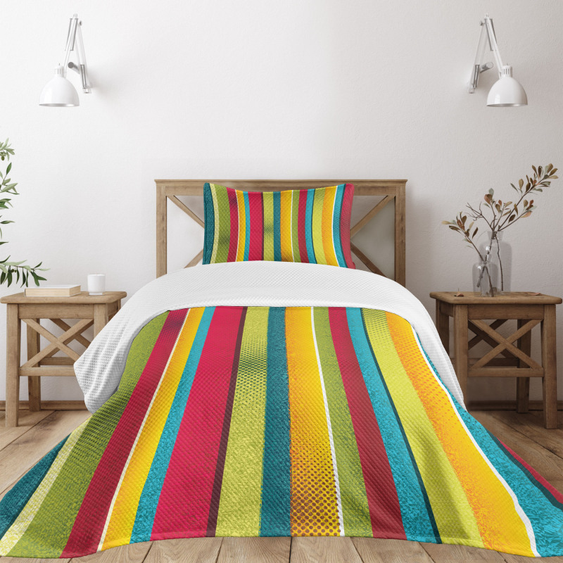 Ragged Stripes Bedspread Set