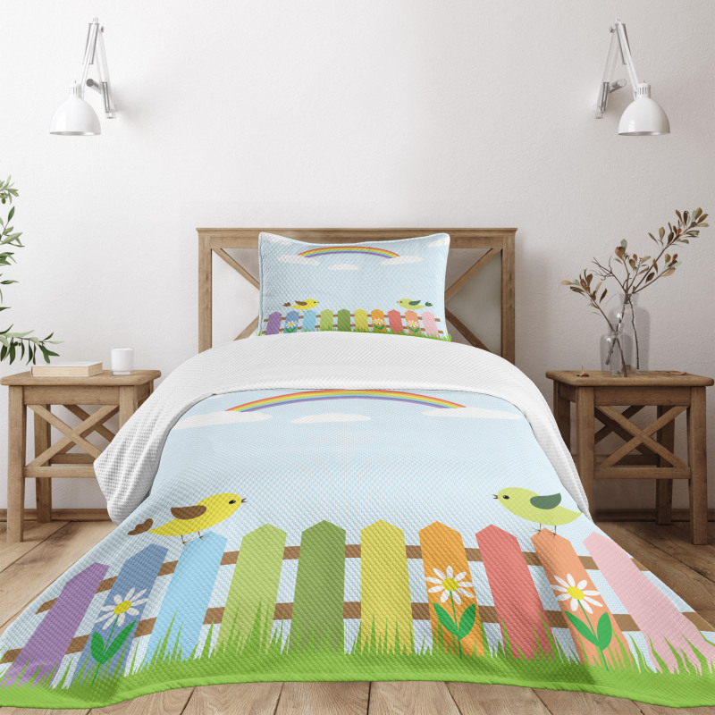 Birds on Fence Bedspread Set