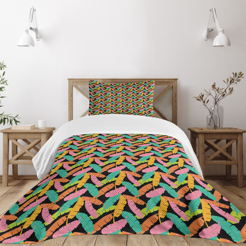 Colorful Banana Leaves Bedspread Set