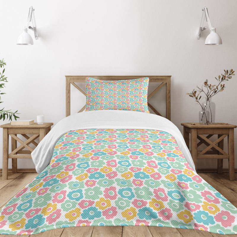 Doodle Endless Petals Bedspread Set