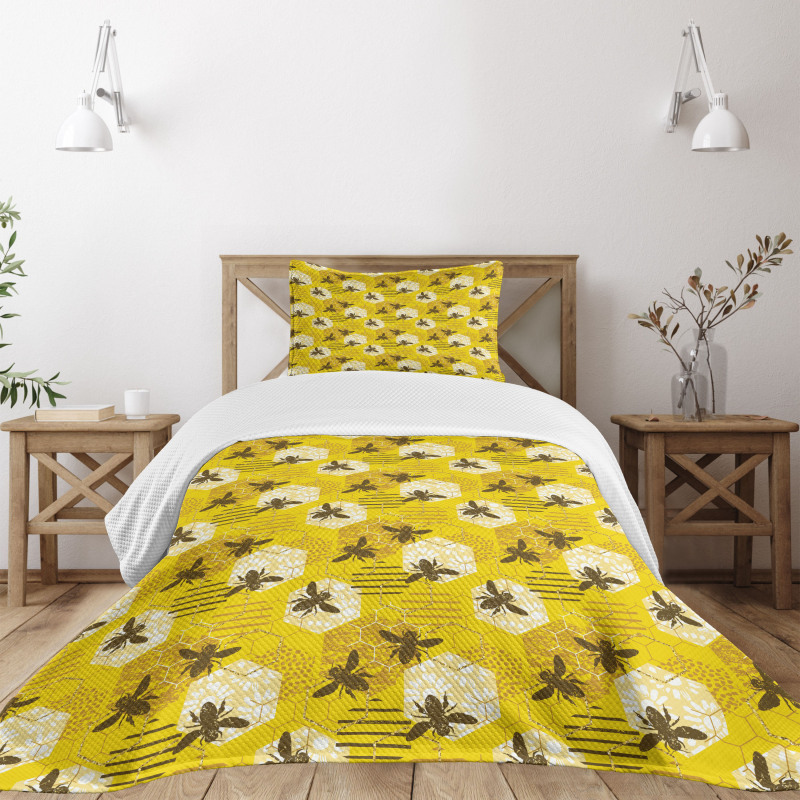 Patchwork Floral Elements Bedspread Set