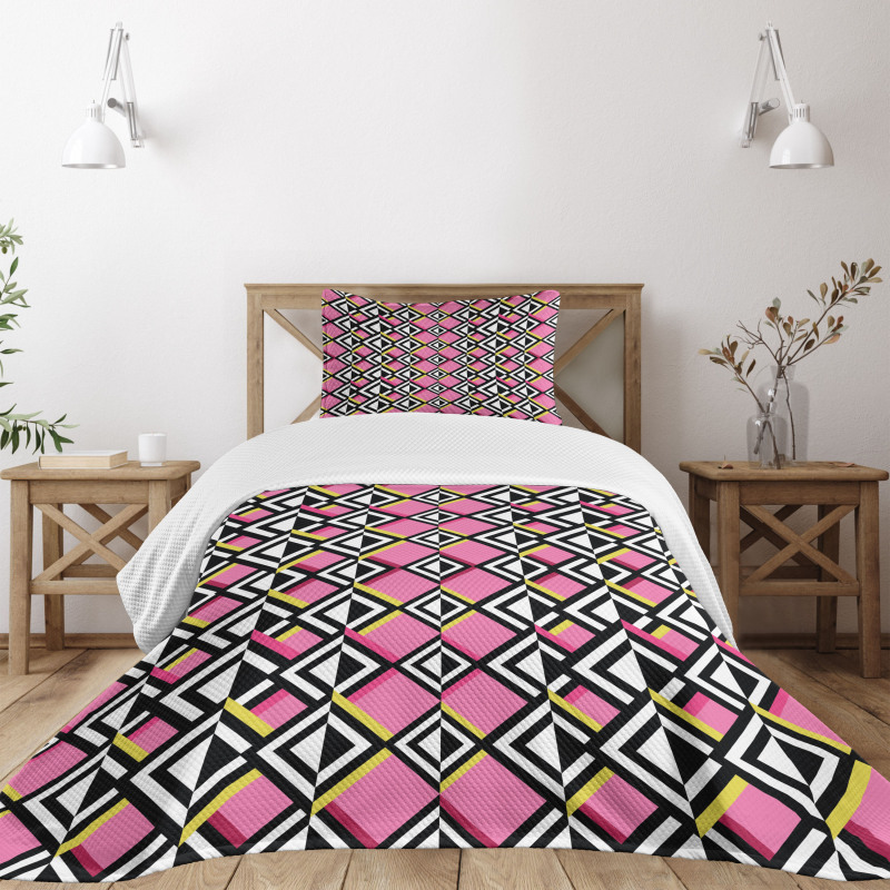 Opposing Concept Bedspread Set