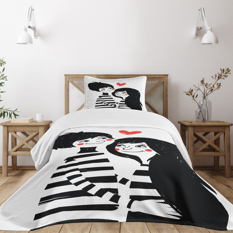 Romantic Young Couple Bedspread Set