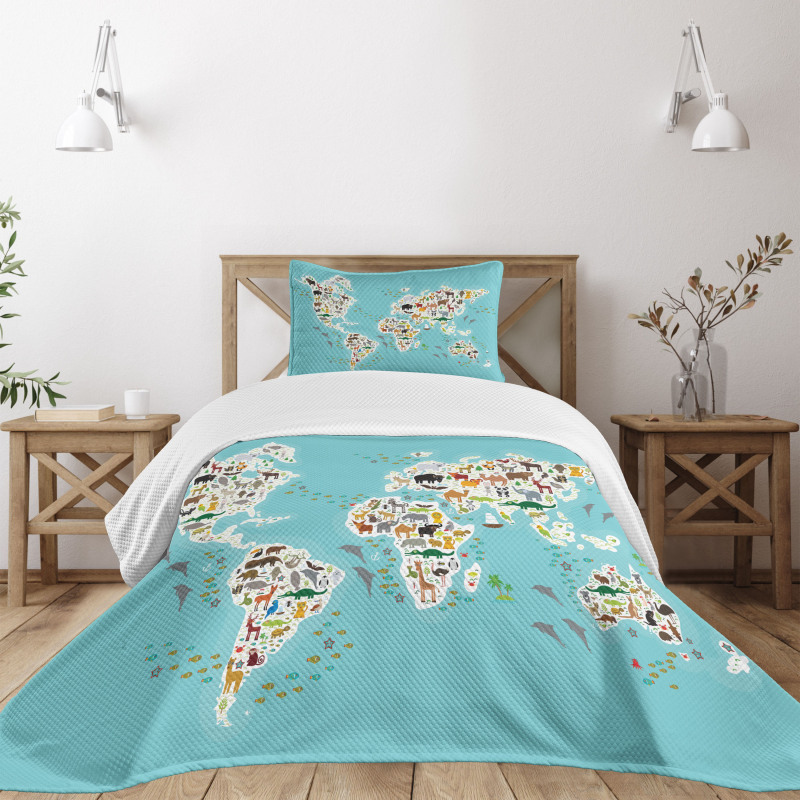 World Map Local Animal Bedspread Set