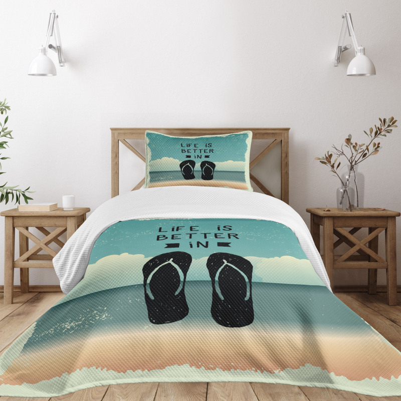 Scribbled Sandals Bedspread Set