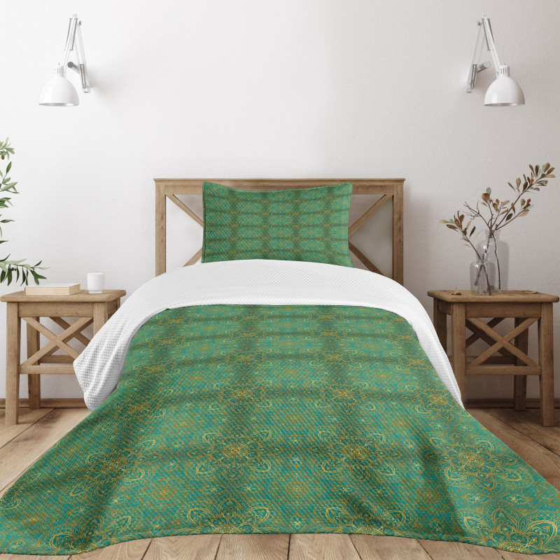 Rich Curly Ornaments Bedspread Set