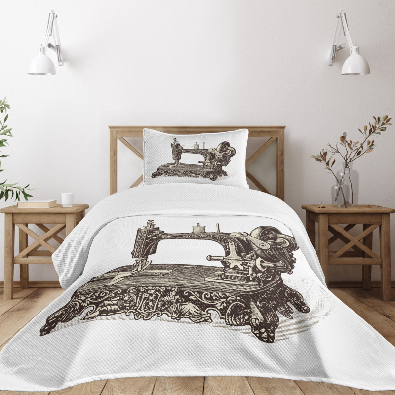 Old Sewing Machine Bedspread Set