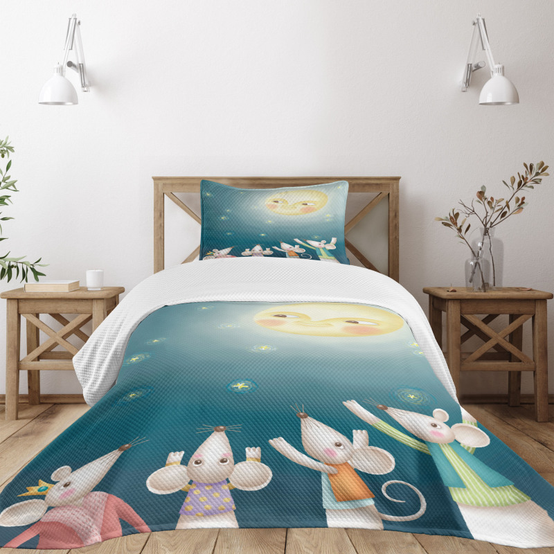 Mouse Crowd Full Moon Bedspread Set