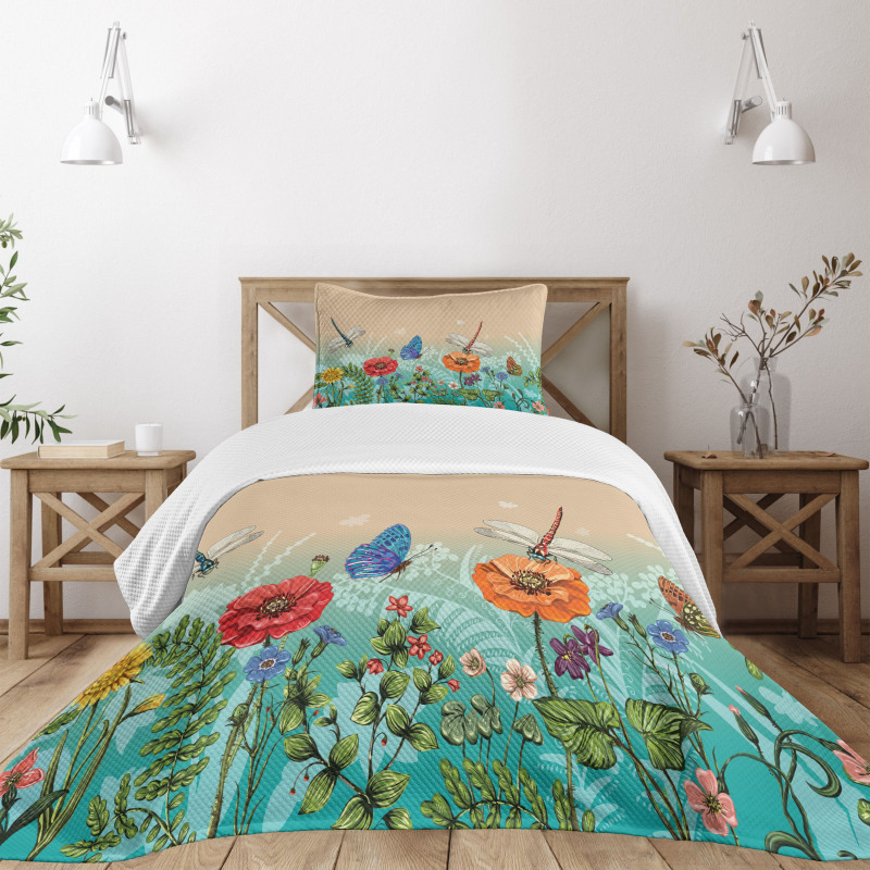 Flourishing Nature Bugs Bedspread Set