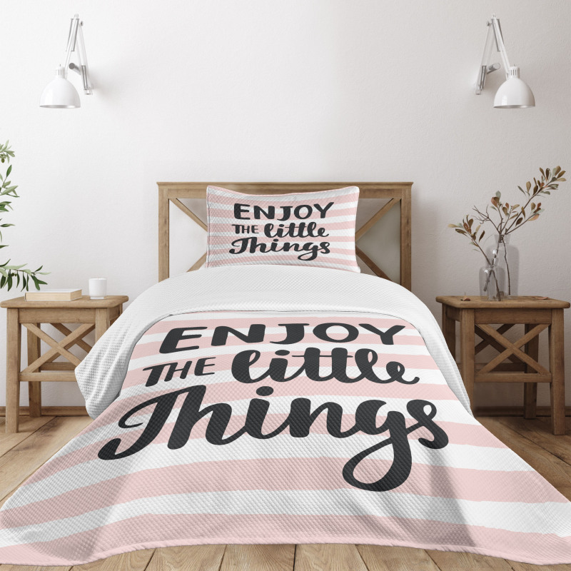 Hand Drawn Calligraphy Bedspread Set