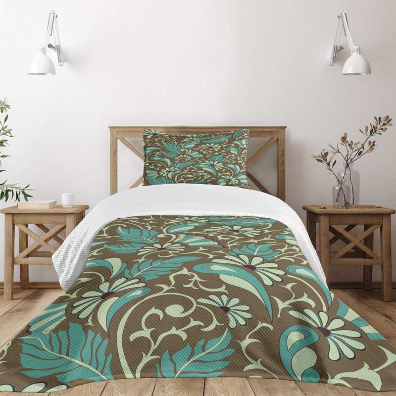 Feathers and Droplets Bedspread Set