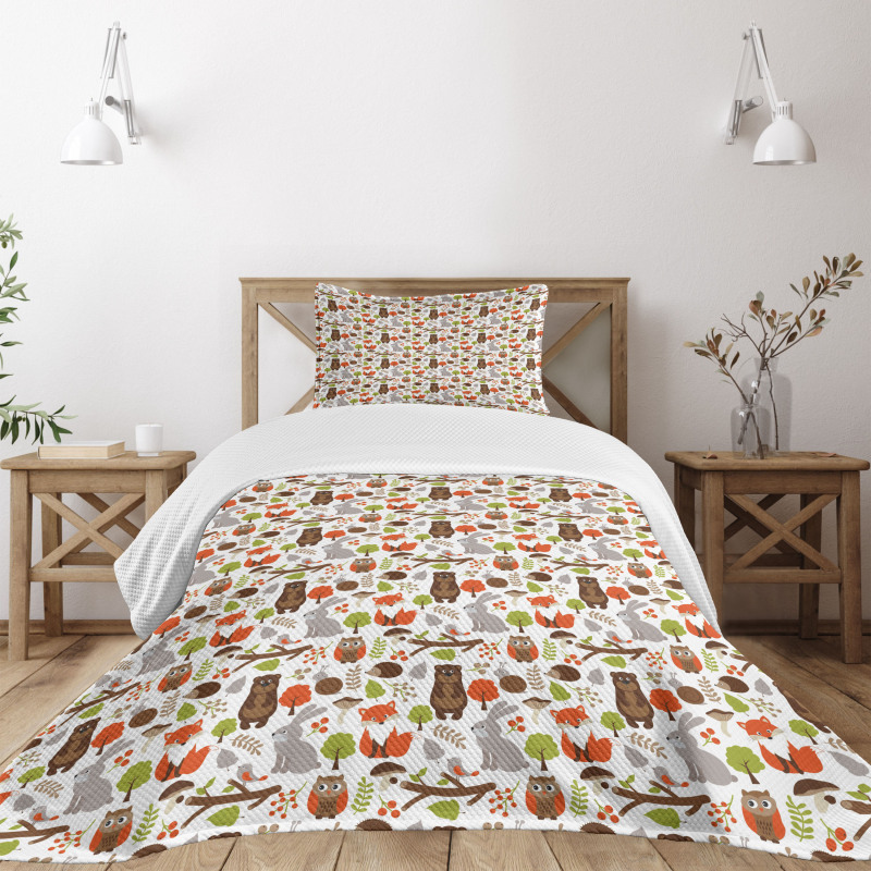 Small Forest Hedgehog Bedspread Set