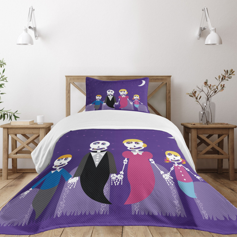 Family of Ghosts Bedspread Set