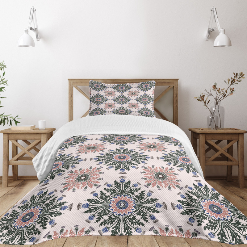 Ornament Print Bedspread Set