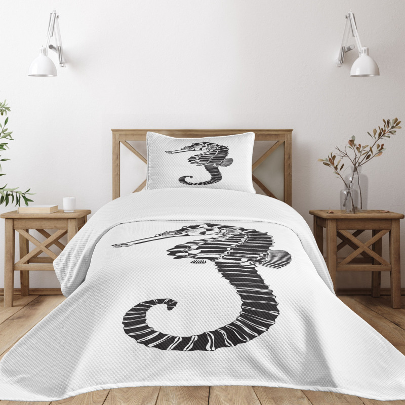 Ocean Biodiversity Bedspread Set