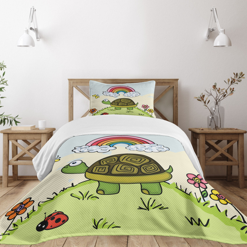Cartoon Hill Nature Bedspread Set