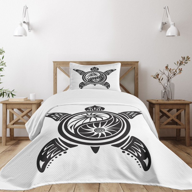 Ornamental Yin and Yang Bedspread Set