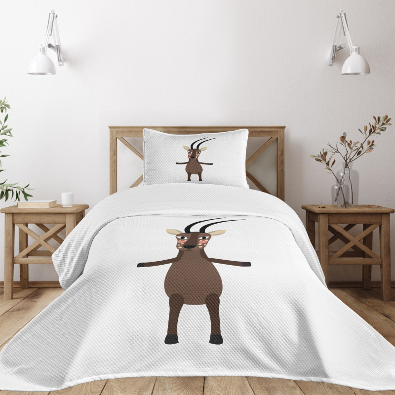 Split Hoove Saola Standing Bedspread Set