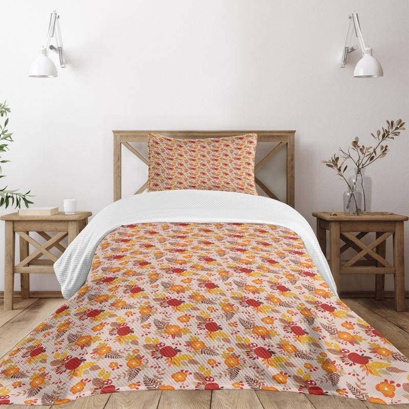 Warm Colored Foliage Bedspread Set