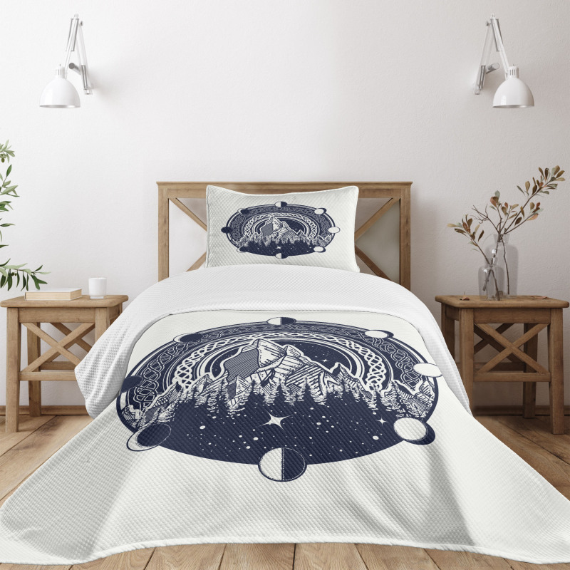 Celtic Style Hills Bedspread Set