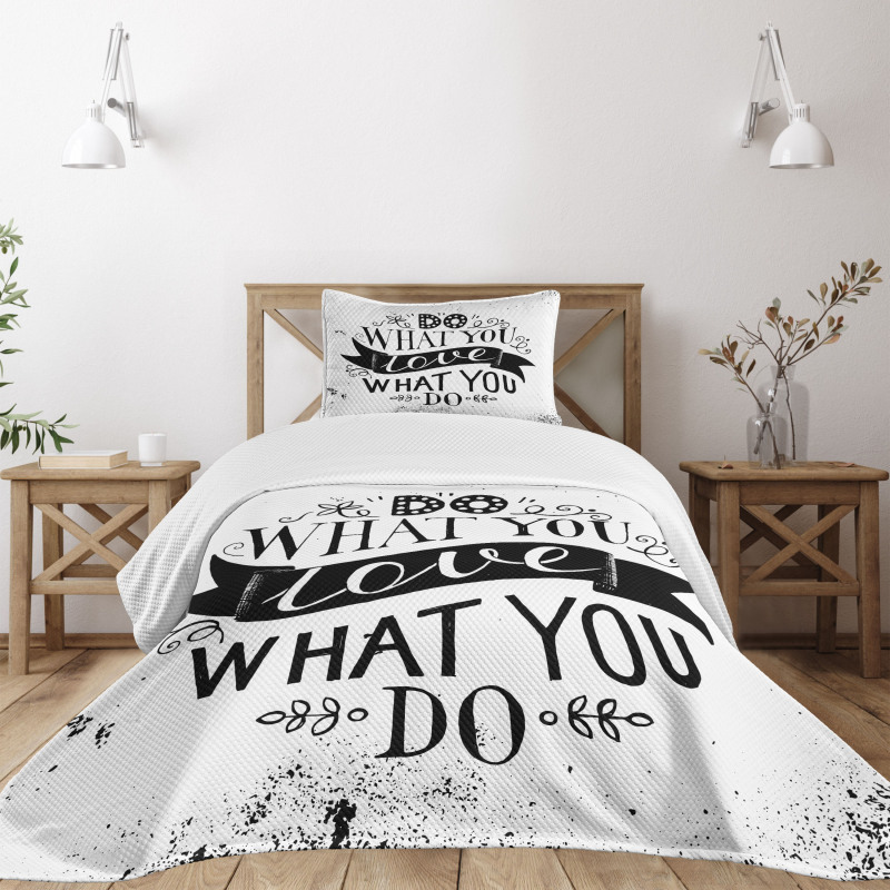 Do What You Love Success Bedspread Set