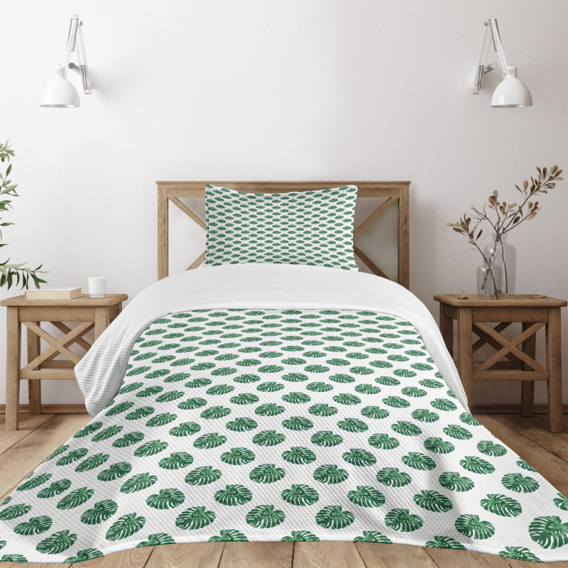 Evergreen Monstera Leaf Bedspread Set