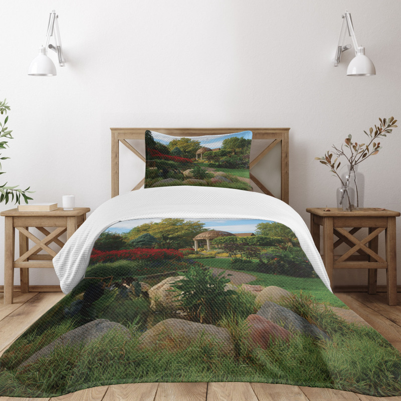 Gazebo Sunken Gardens Bedspread Set