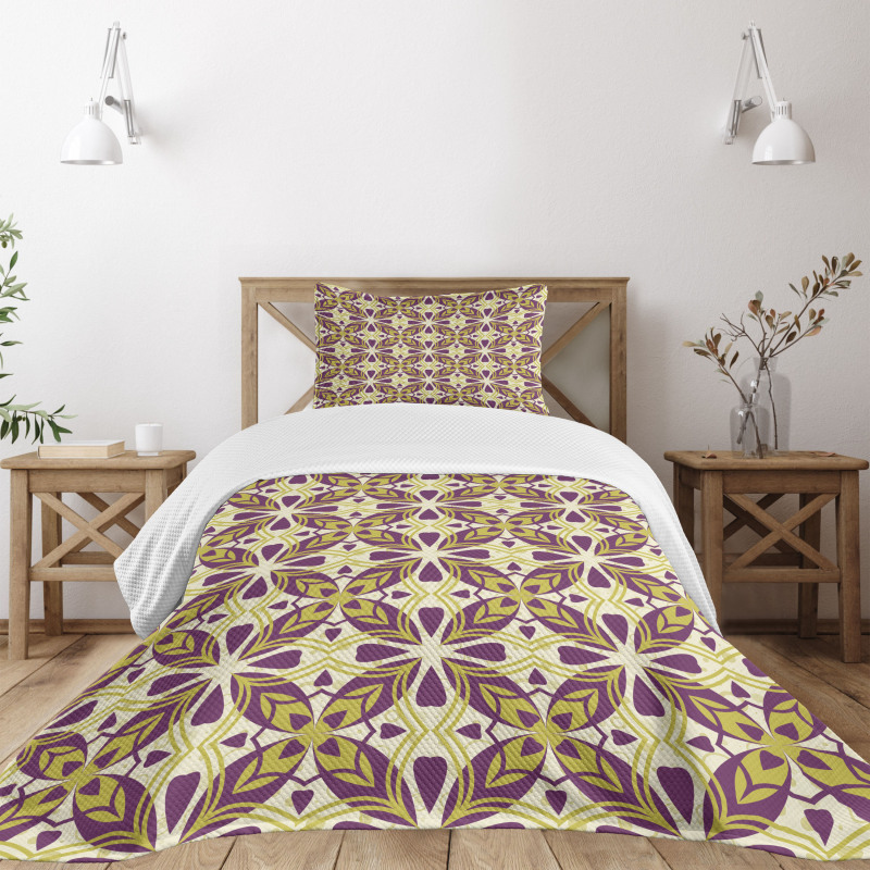 Oriental Floral Tiles Bedspread Set