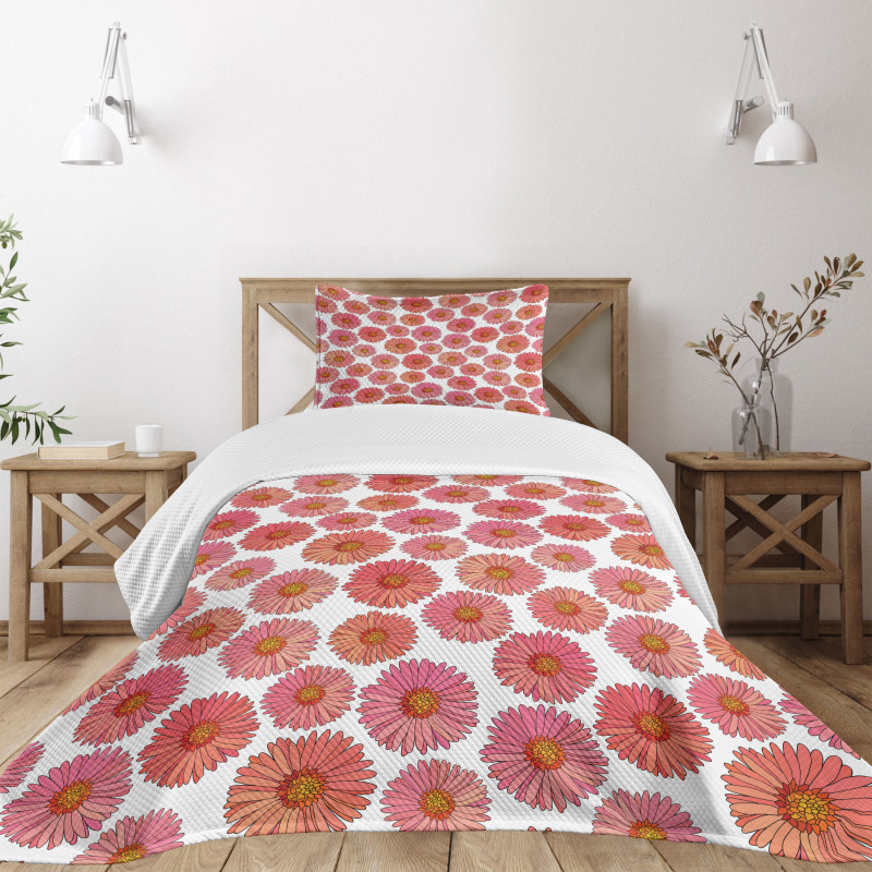 Pink Bloom Field Flourish Bedspread Set