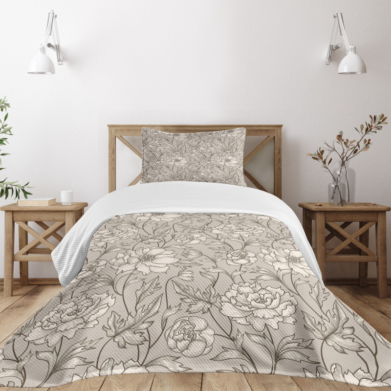 Classical Flower Petals Bedspread Set