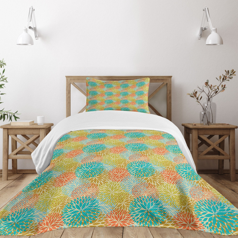 Thriving Floral Fields Bedspread Set