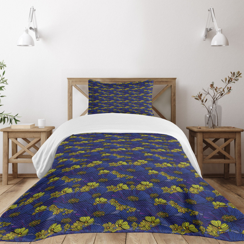 Poppies Daisies Bedspread Set