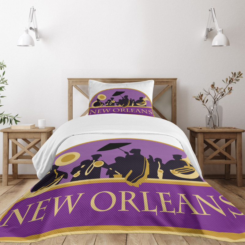 French Quarter Band Bedspread Set