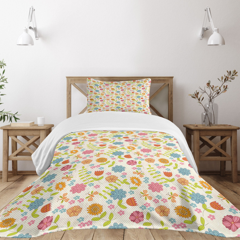 Doodle Tulips Petals Bedspread Set