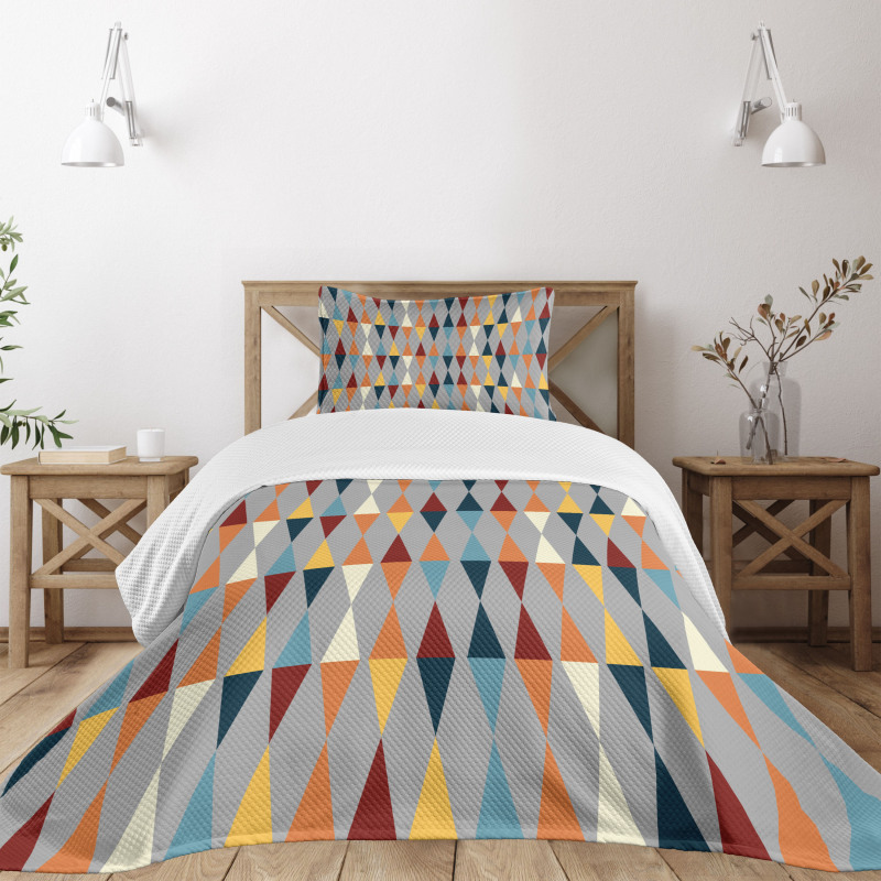 Triangles Diamond Motifs Bedspread Set