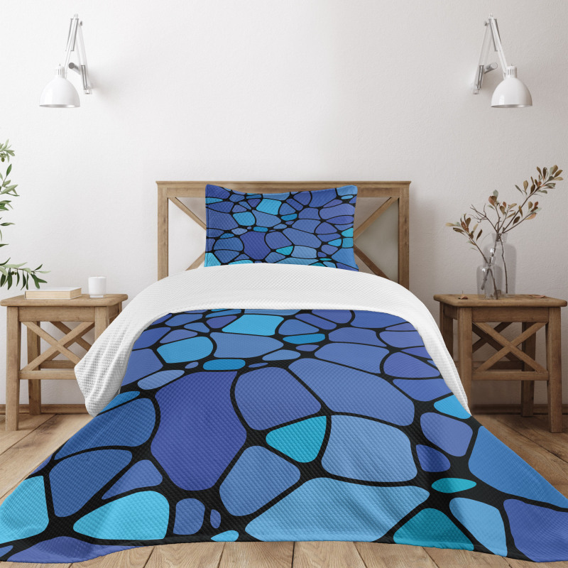 Blob Look Forms Bedspread Set