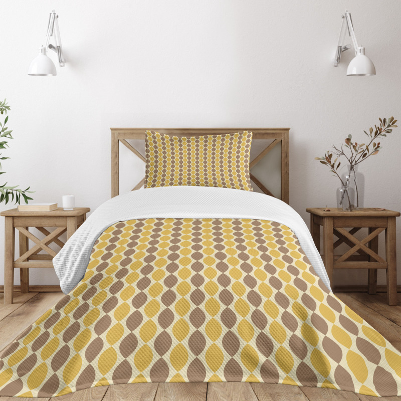 Oval Shapes Retro Colors Bedspread Set