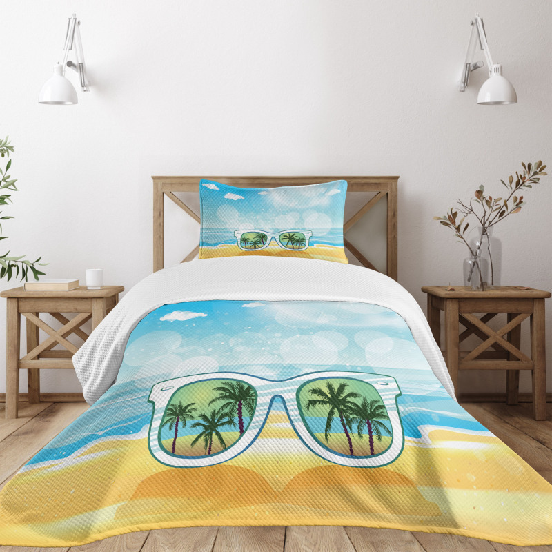 Sunglasses Reflection Tree Bedspread Set