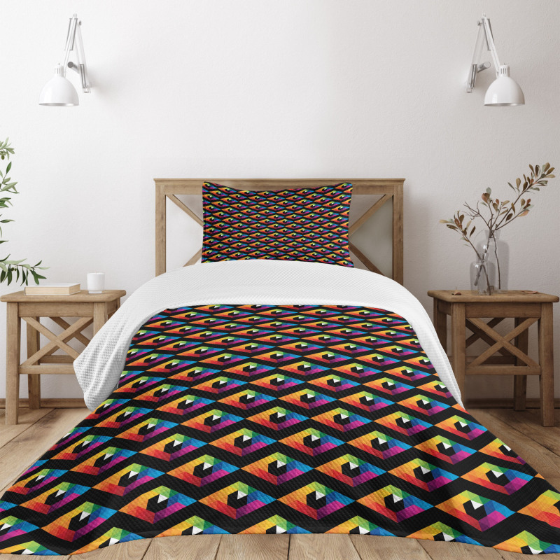 Triangles with Hexagons Bedspread Set