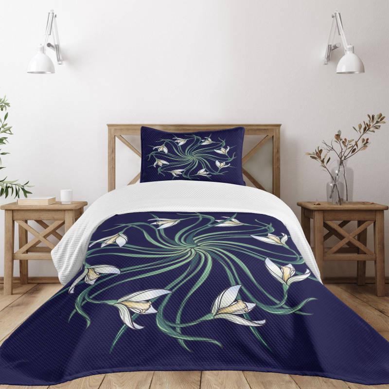 Art Nouveau Floral Design Bedspread Set