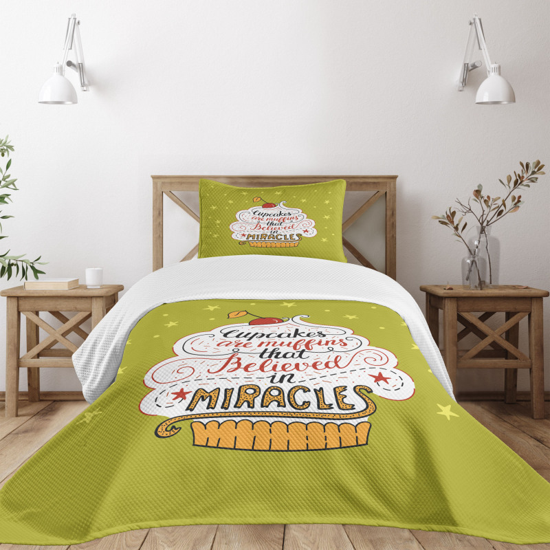 Miracles Lettering Bedspread Set