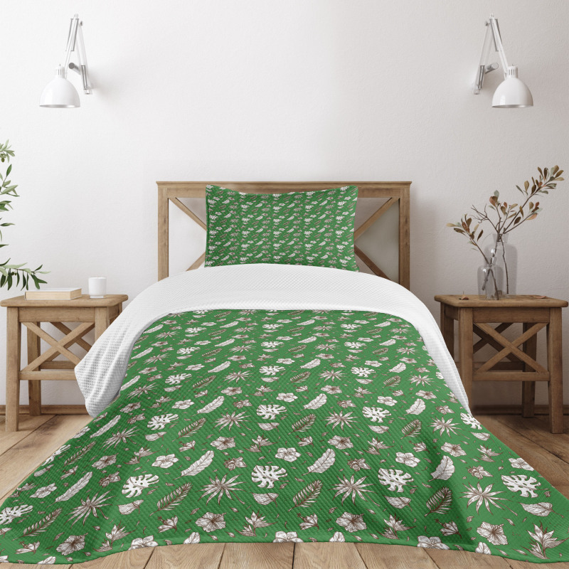 Hand Drawn Palm and Monstera Bedspread Set