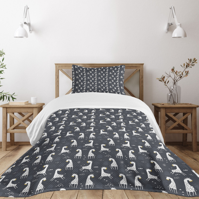 Simple Cartoon Giraffe Bedspread Set